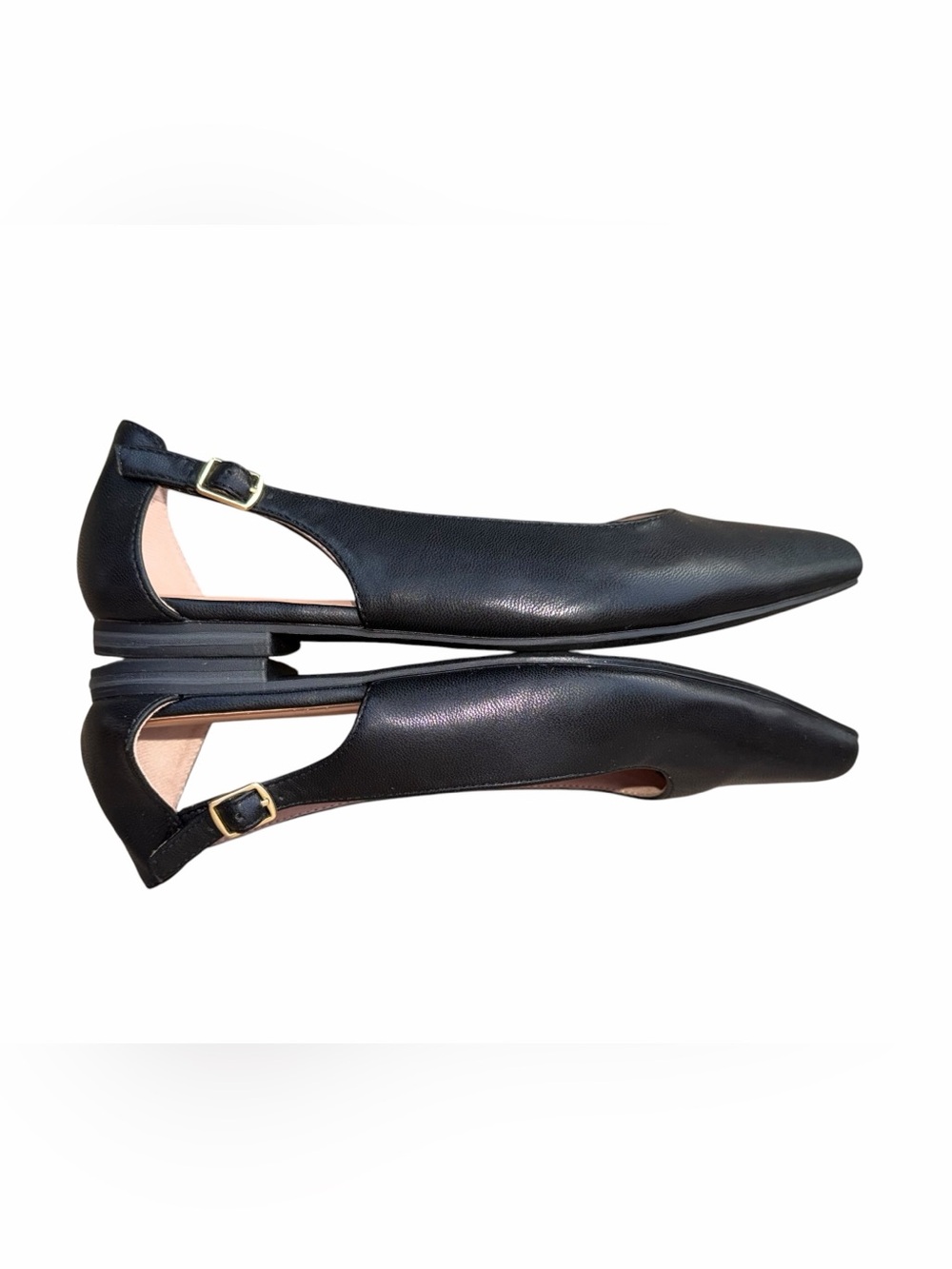 Old Navy Black Pointed Slingback Flats
Size 9 NWOT